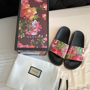 Women’s imitation Gucci floral slides